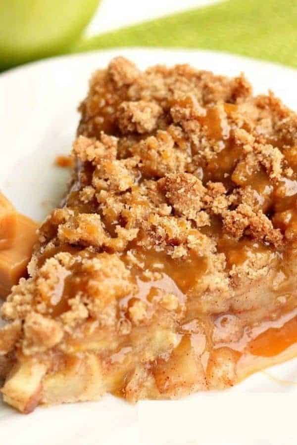 DISNEY’S APPLE CARAMEL PIE