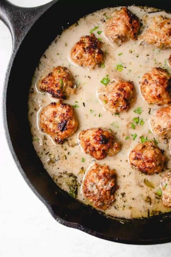 CHICKEN MEATBALLS IN CREAMY MUSHROOM SAUCE