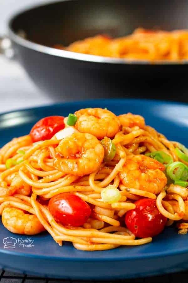 EASY TOMATO AND SPINACH PASTA