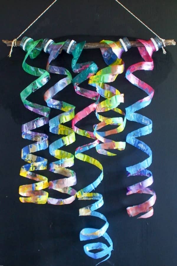 PLASTIC BOTTLE WIND SPIRAL MOBILE