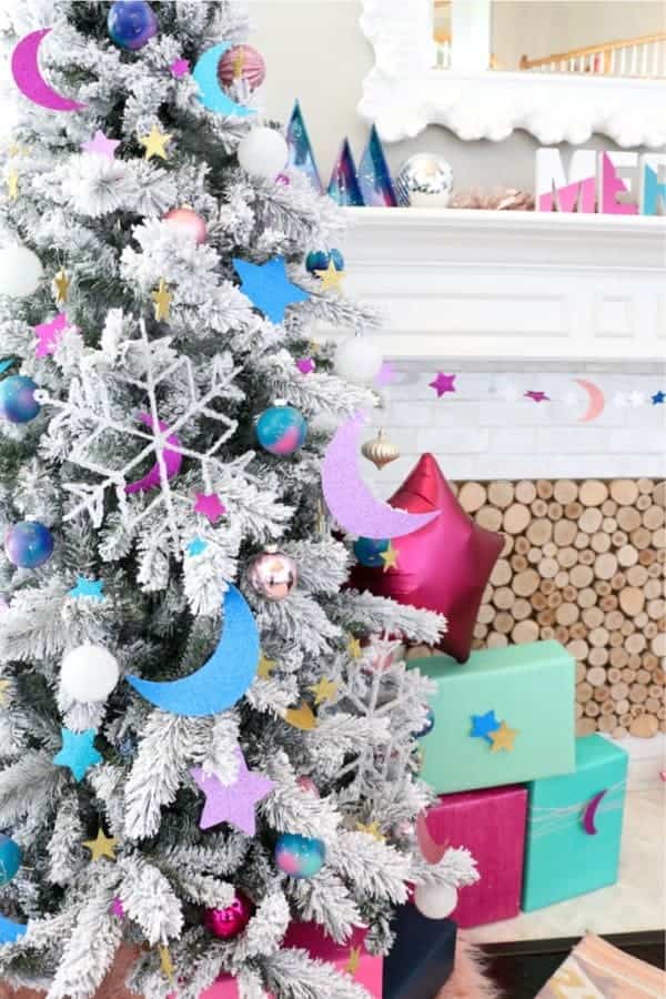 Colorful DIY Christmas Tree Garland