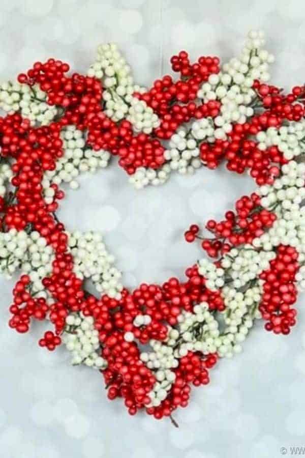 BERRY HEART WREATH