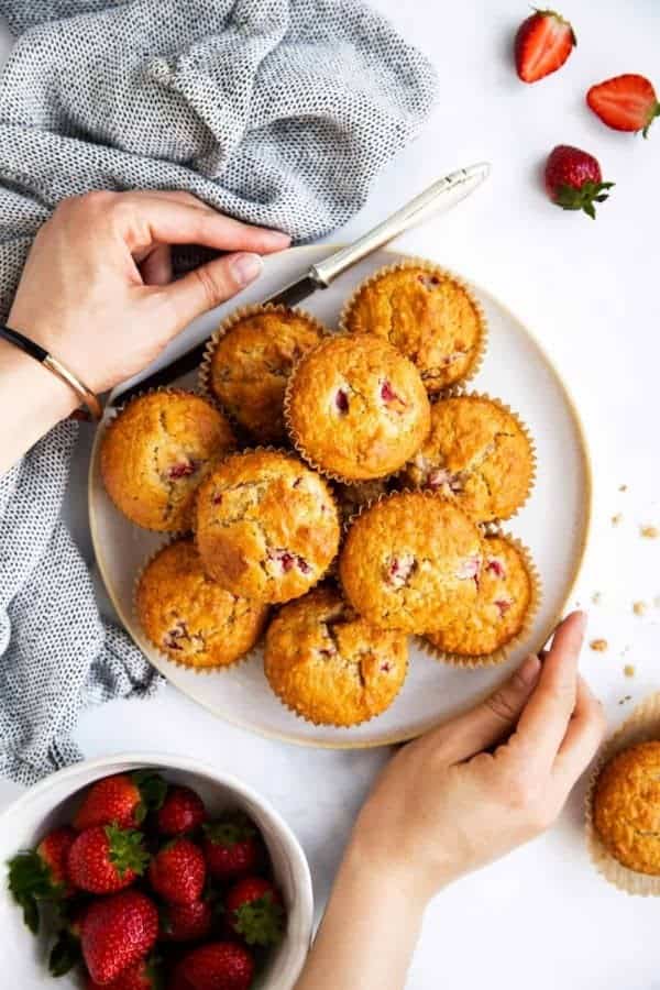 STRAWBERRY OATMEAL MUFFINS