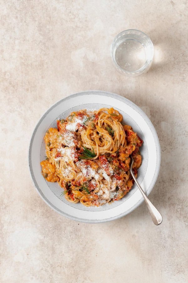 CREAMY SUN-DRIED TOMATO PASTA