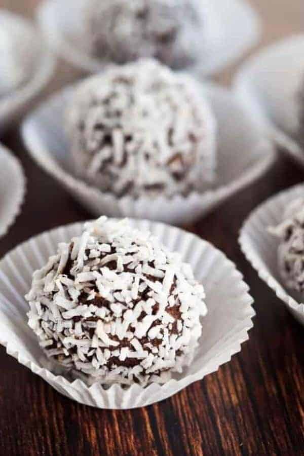 KETO RUM BALLS