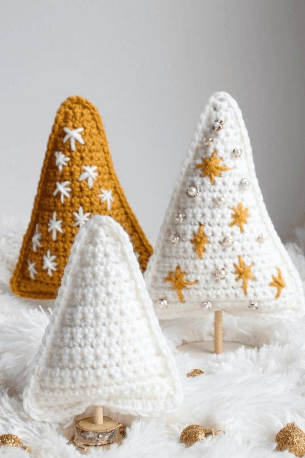 Crochet Christmas Tree