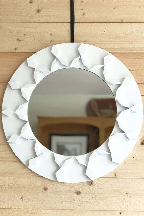 GEOMETRIC SHAPED MIRRORS