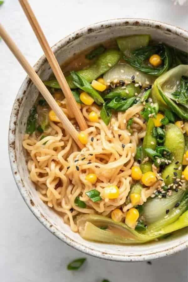 ONE-POT VEGAN RAMEN