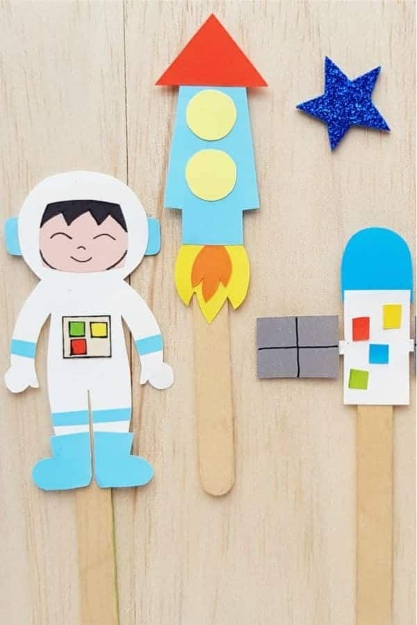 DIY Popsicle Stick Space Puppets