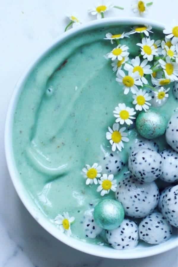 Mint Chocolate Smoothie Bowl