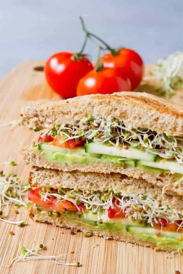 VEGAN HUMMUS AVOCADO SANDWICH