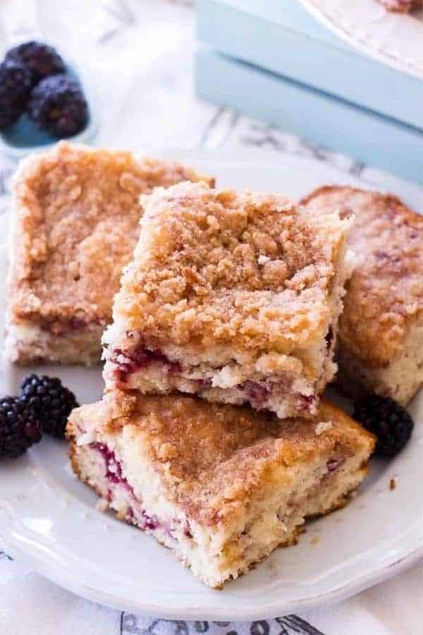 BLACKBERRY SWIRL COFFEE CAKE