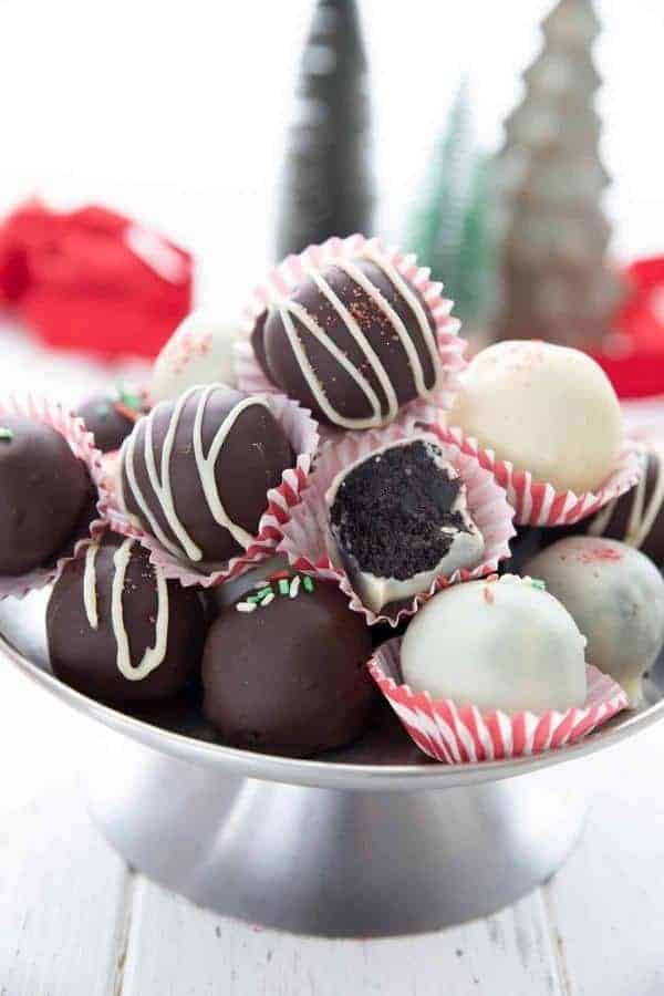 KETO PEPPERMINT OREO TRUFFLES