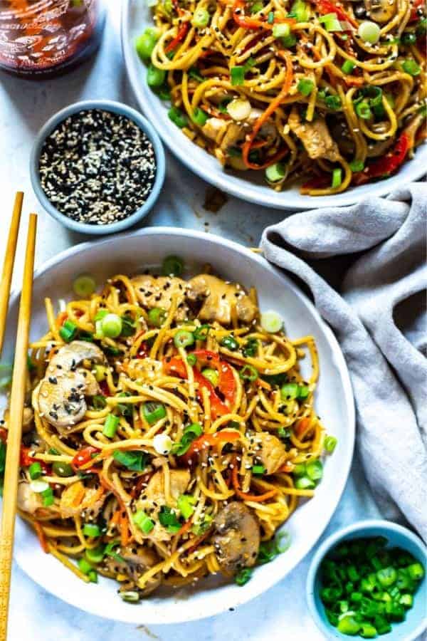 Instant Pot Lo Mein with Chicken