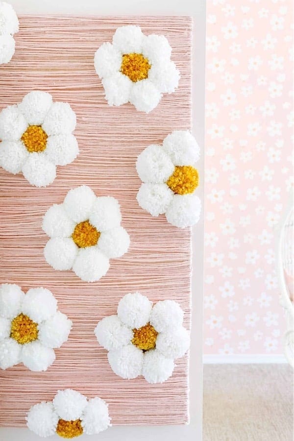 DIY Flower Wall Yarn Craft