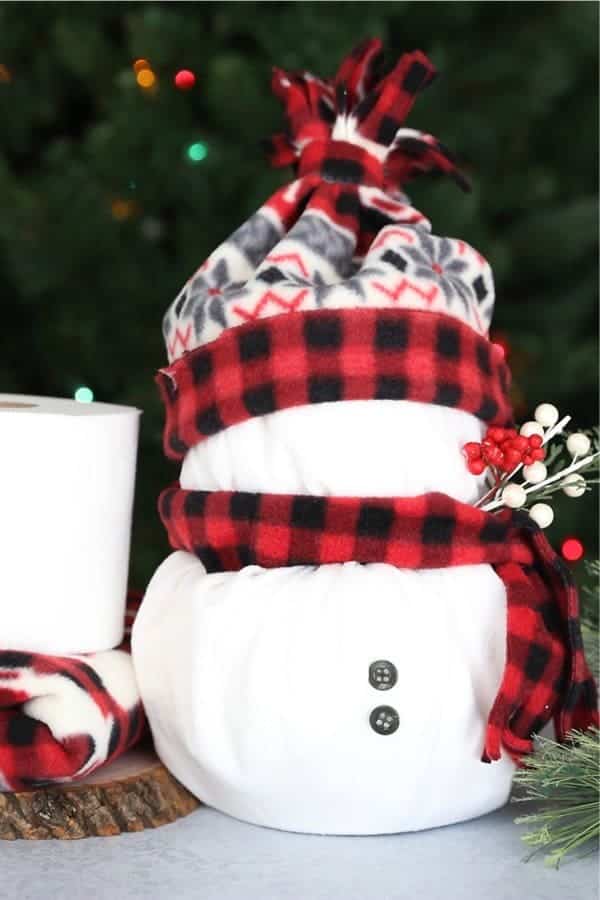 Toilet Paper Snowmen Craft