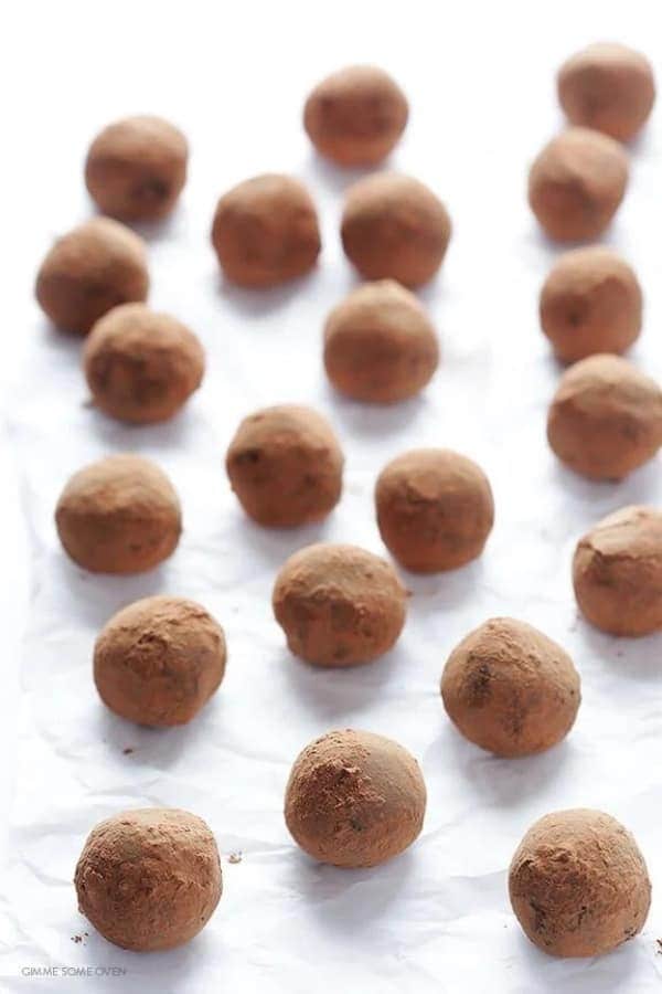 5-INGREDIENT WHISKEY DARK CHOCOLATE TRUFFLES