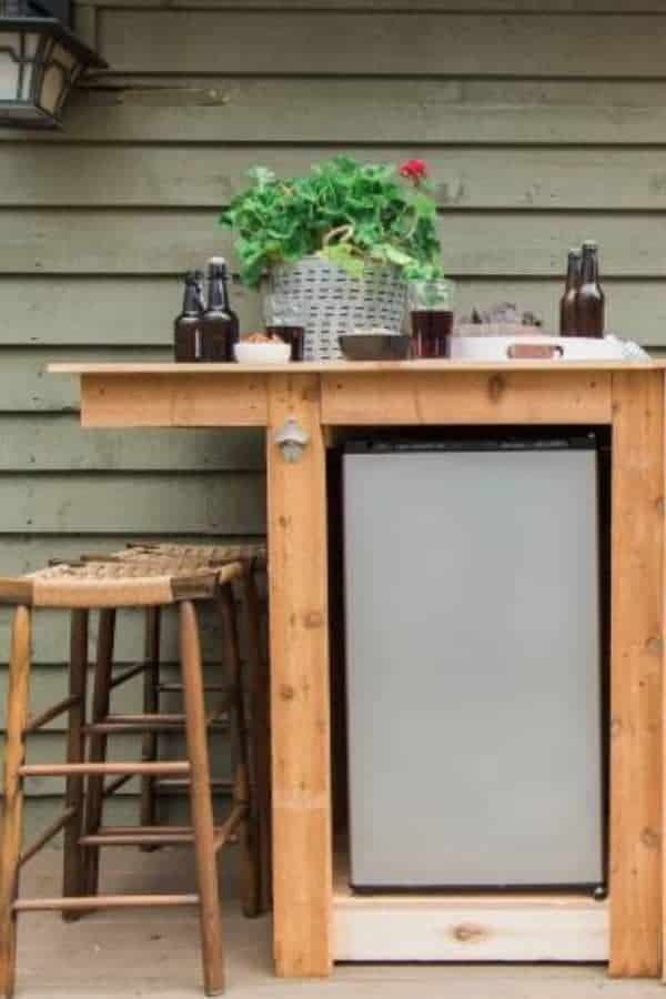 DIY OUTDOOR DECK MINIBAR