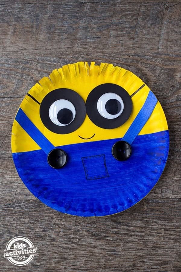 Easy Paper Plate Minion Craft