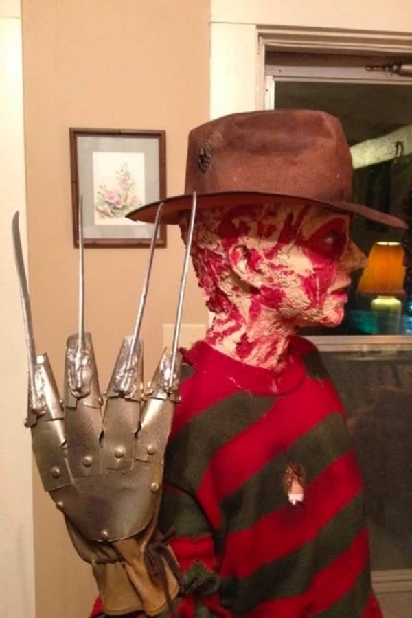 FREDDY KRUEGER (A NIGHTMARE ON ELM STREET)