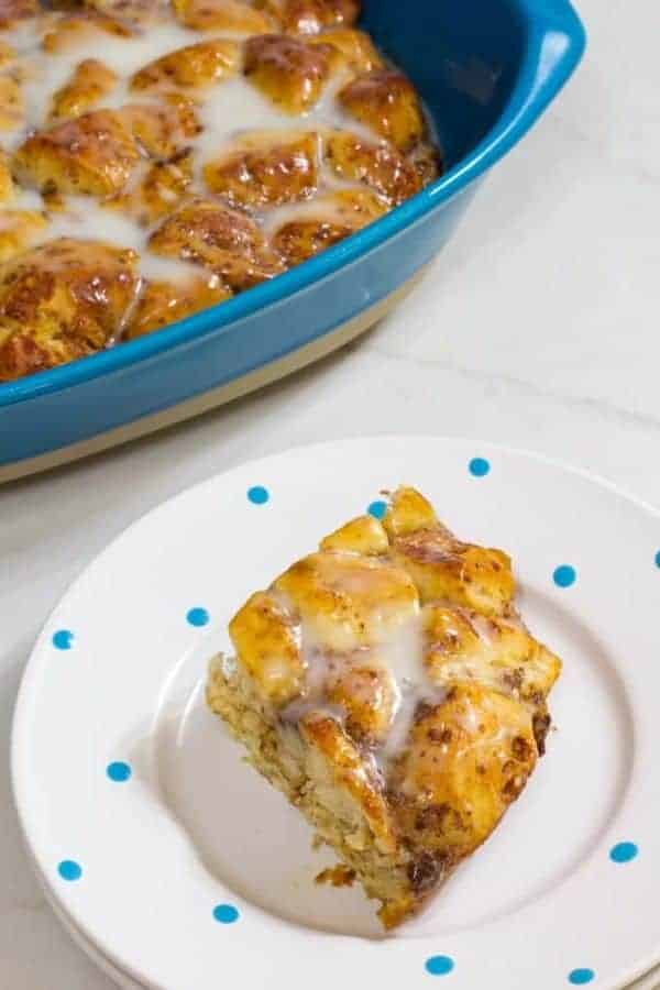 CINNAMON ROLL BREAKFAST BAKE