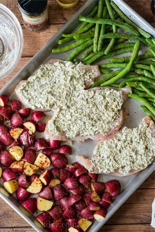 Spinach Herb Baked Chicken Recipe