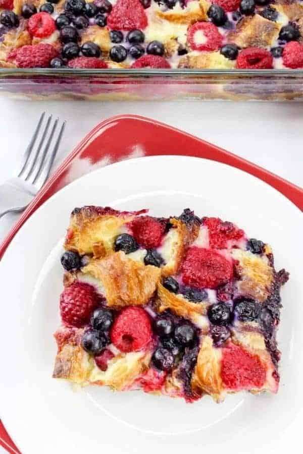 BERRY CROISSANT BREAKFAST CASSEROLE