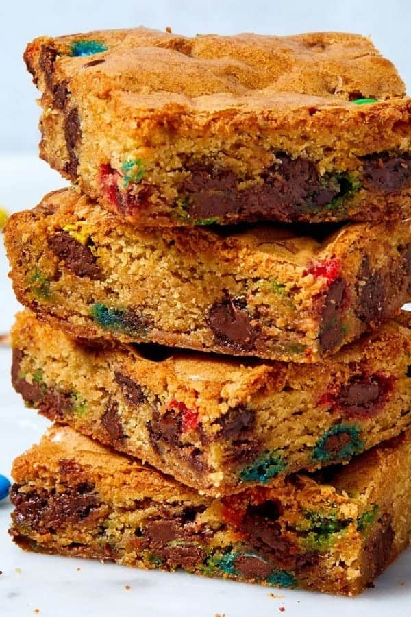 M&M COOKIE BARS