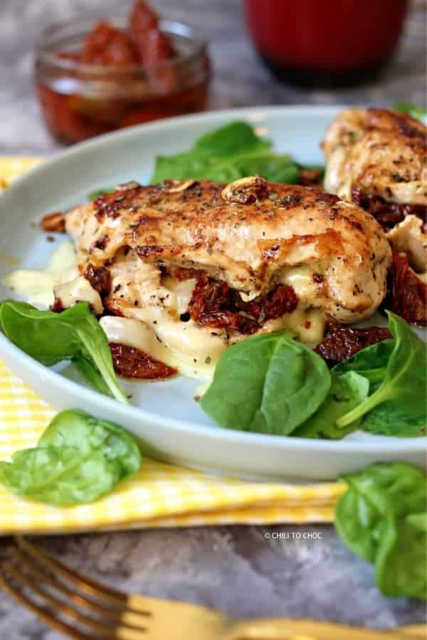 STUFFED CHICKEN WITH SUN-DRIED TOMATOES