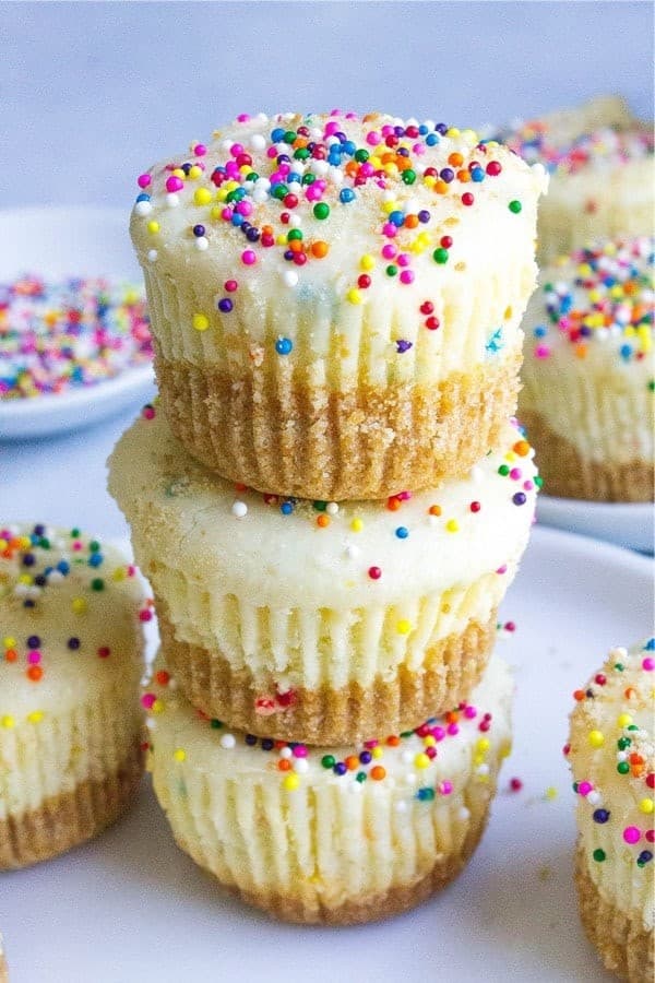 Funfetti ‘Dunkaroo’ Cheesecake Bites