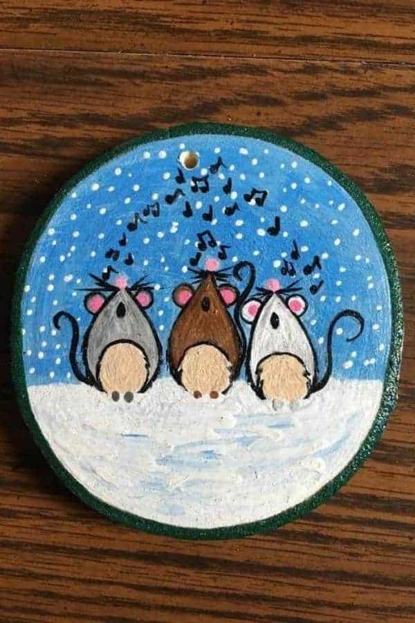 3 MOUSE CAROLINE PAINTED ROCK