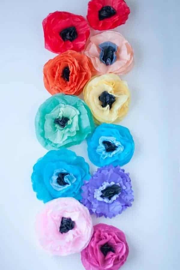 TISSUE PAPER POPPY MAGNETS