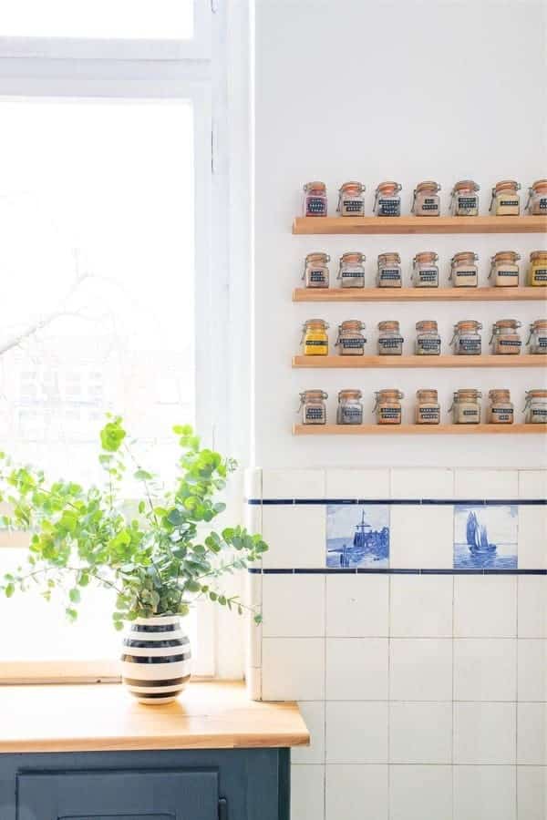 DIY Floating Spice Rack