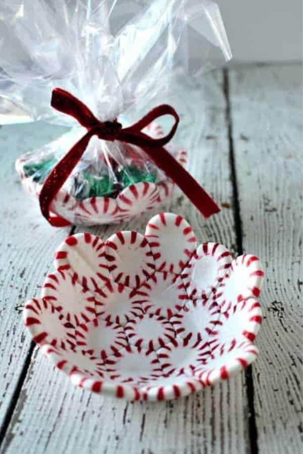 DIY PEPPERMINT CANDY BOWLS