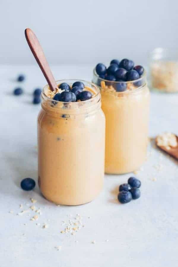 SWEET POTATO ALMOND BUTTER SMOOTHIE