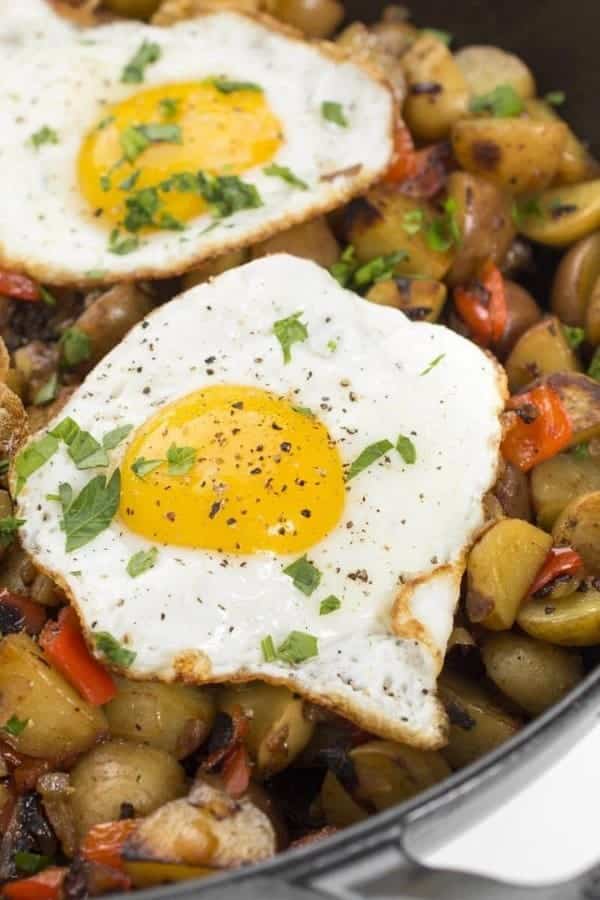 VEGETABLE HASH BREAKFAST SKILLET