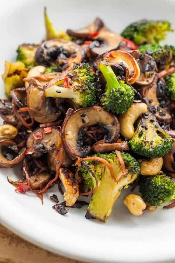 BROCCOLI & MUSHROOM STIR FRY