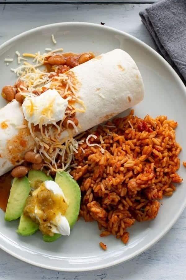 CROCK POT CHICKEN BURRITOS