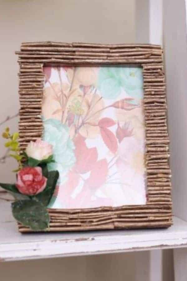 TWIG PHOTO FRAME