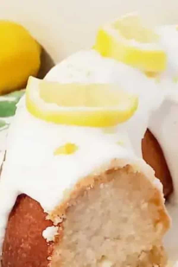 VEGAN LEMON BUNDT CAKE