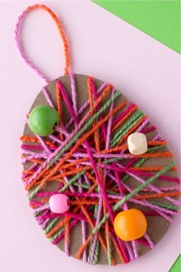 Yarn Wrapped Easter Egg Craft