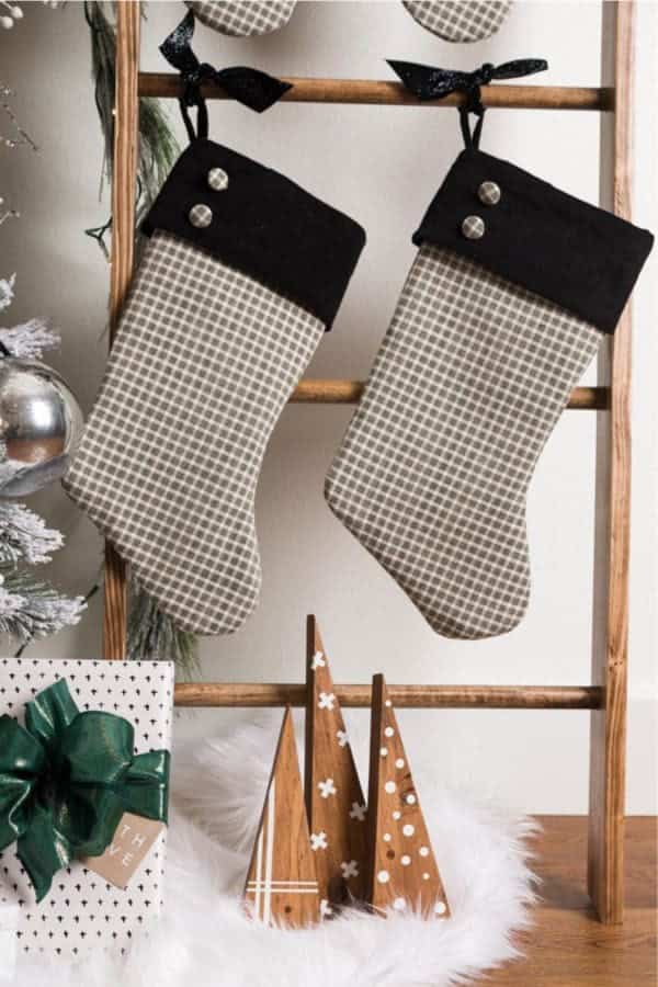 Holiday Stocking Pattern & Tutorial