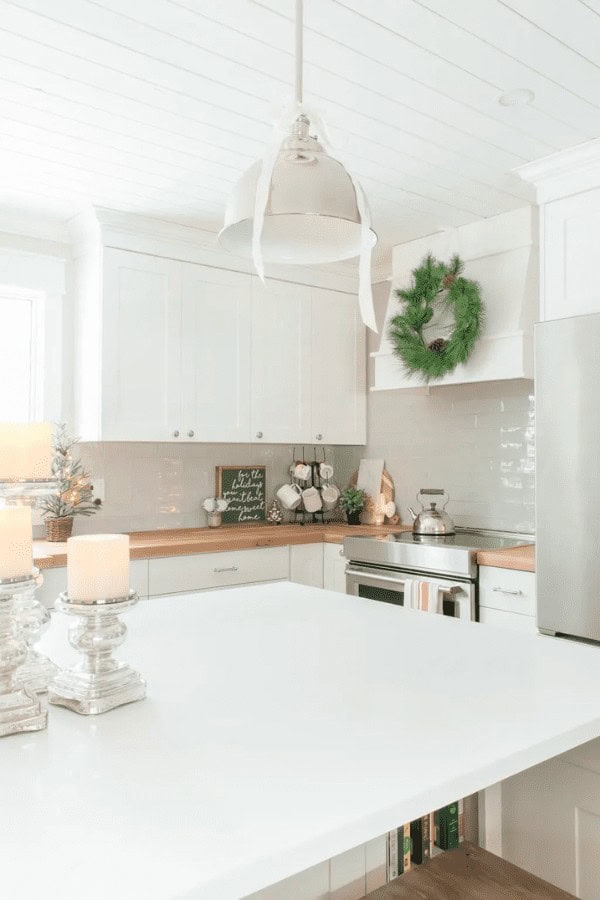 Evergreen Wreath On The Rangehood