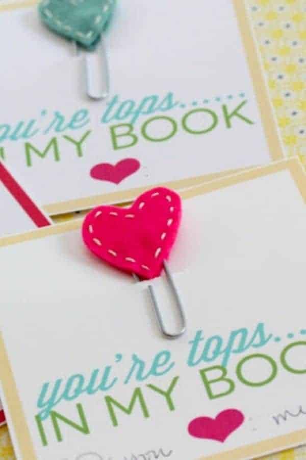 HEARTY BOOKMARK CARD