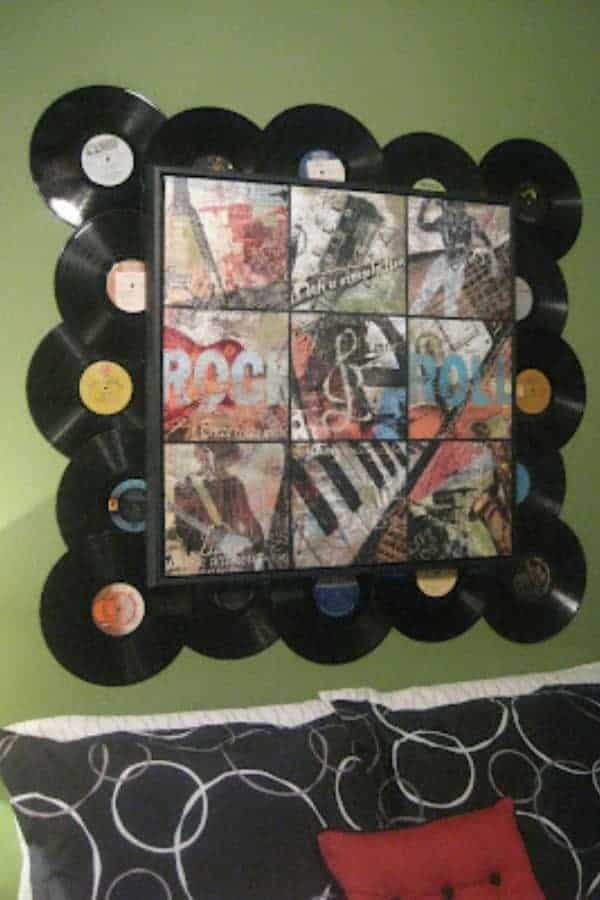 ROCK N’ ROLL VINYL BEDROOM DISPLAY