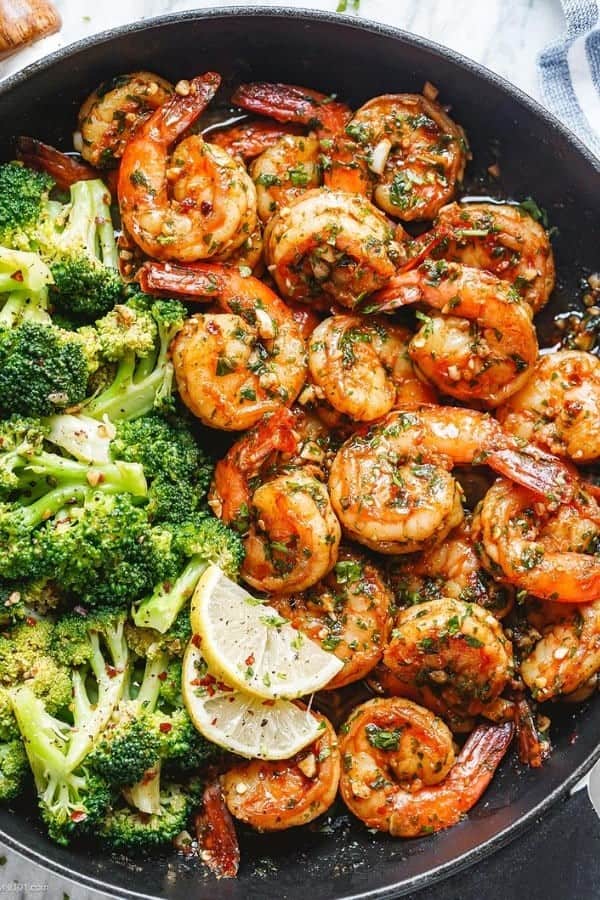 GARLIC BUTTER SHRIMP BROCCOLI