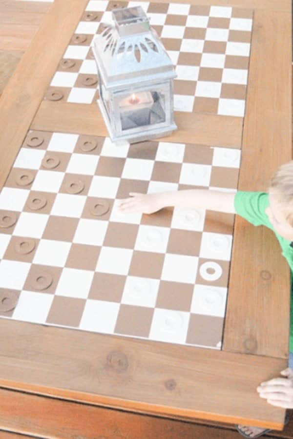 DIY OUTDOOR CHECKERS GAME TABLE