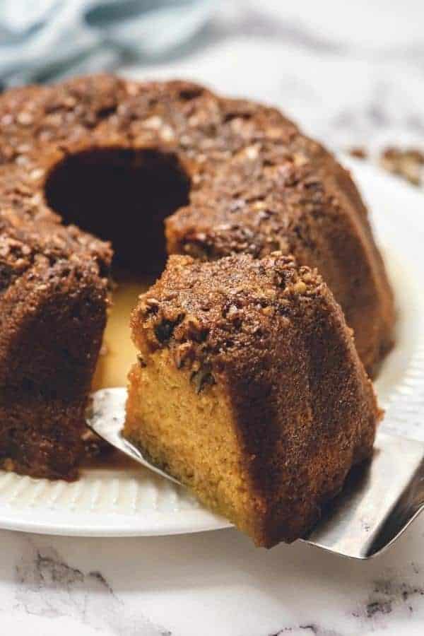 HOLIDAY RUM BUNDT CAKE