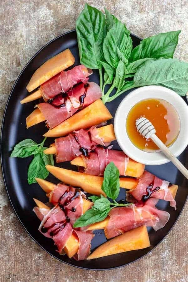 PROSCIUTTO-WRAPPED MELON