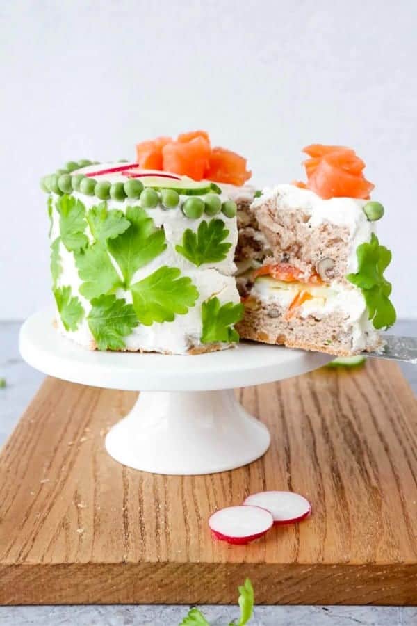 SMORGASTARTA SANDWICH CAKE